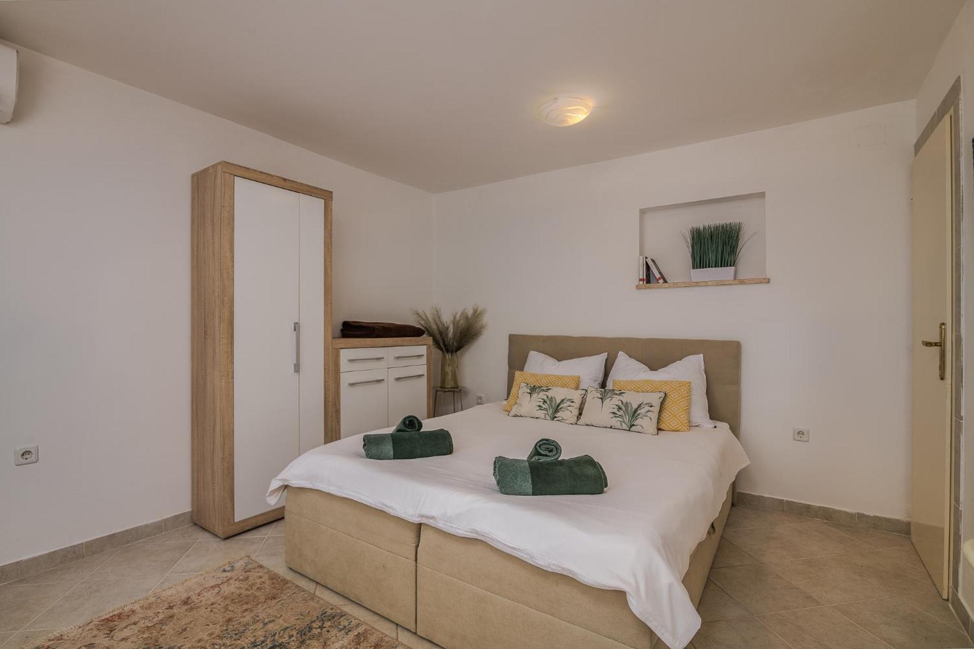 Apartments Stella & Luna Krk Town Zewnętrze zdjęcie
